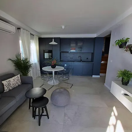 Apartment Wow *